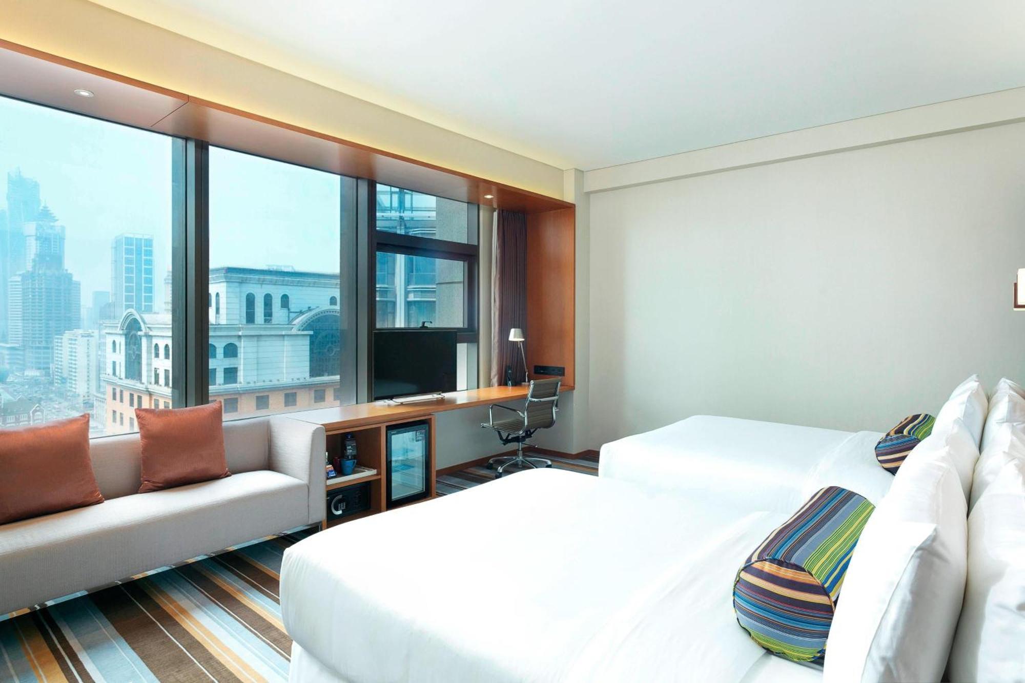 Hotel Aloft Ta-lien Exteriér fotografie
